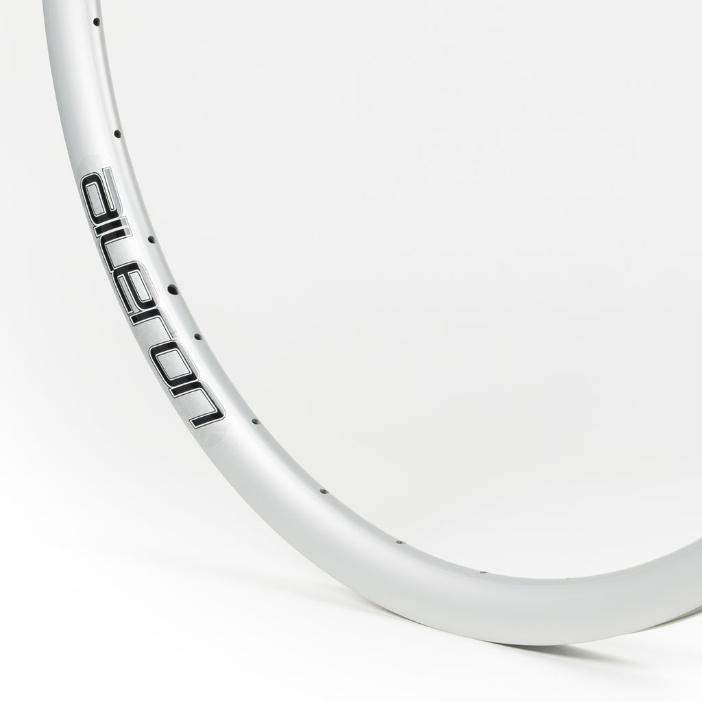 Aileron 700c