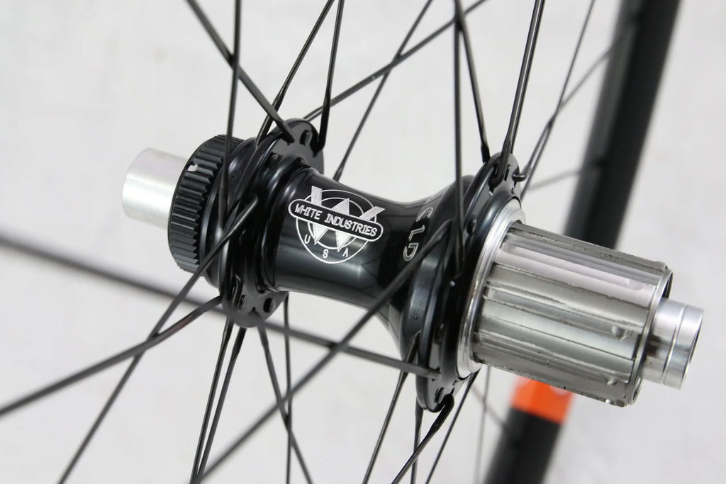 Luna Carbon CLD